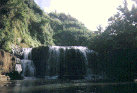 guam13.gif (131226 bytes)